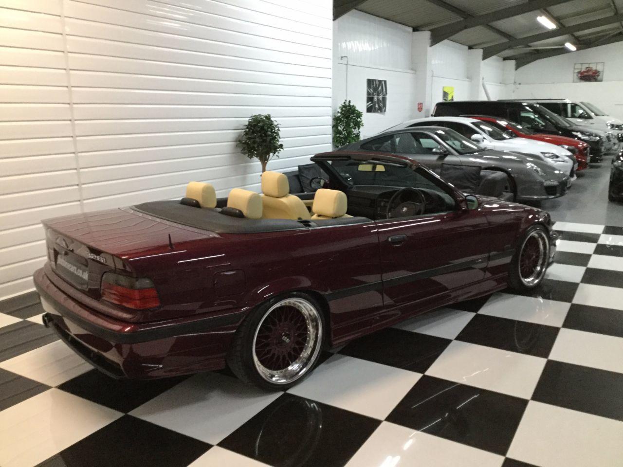 BMW 3 Series 2.8 328i 2dr Auto Convertible Petrol Romatic Red