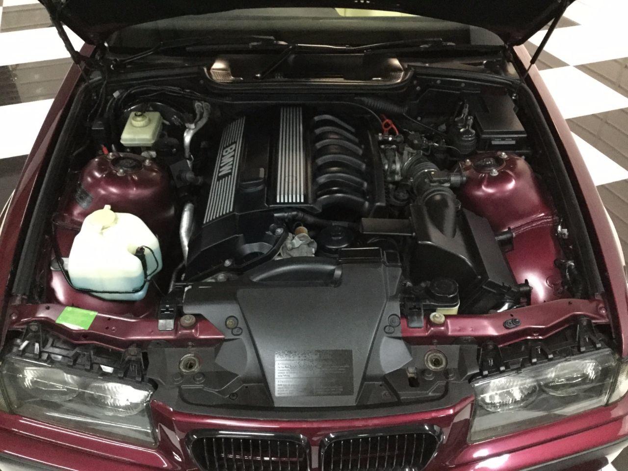 BMW 3 Series 2.8 328i 2dr Auto Convertible Petrol Romatic Red