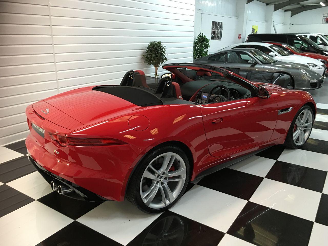 Jaguar F-type 5.0 Supercharged V8 S 2dr Auto Convertible Petrol Salsa Red