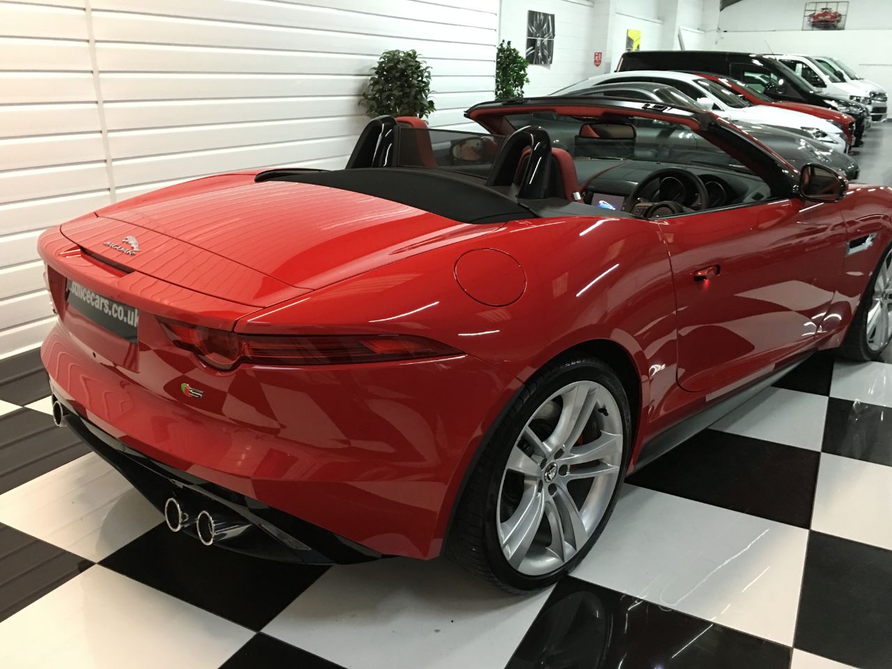 Jaguar F-type 5.0 Supercharged V8 S 2dr Auto Convertible Petrol Salsa Red