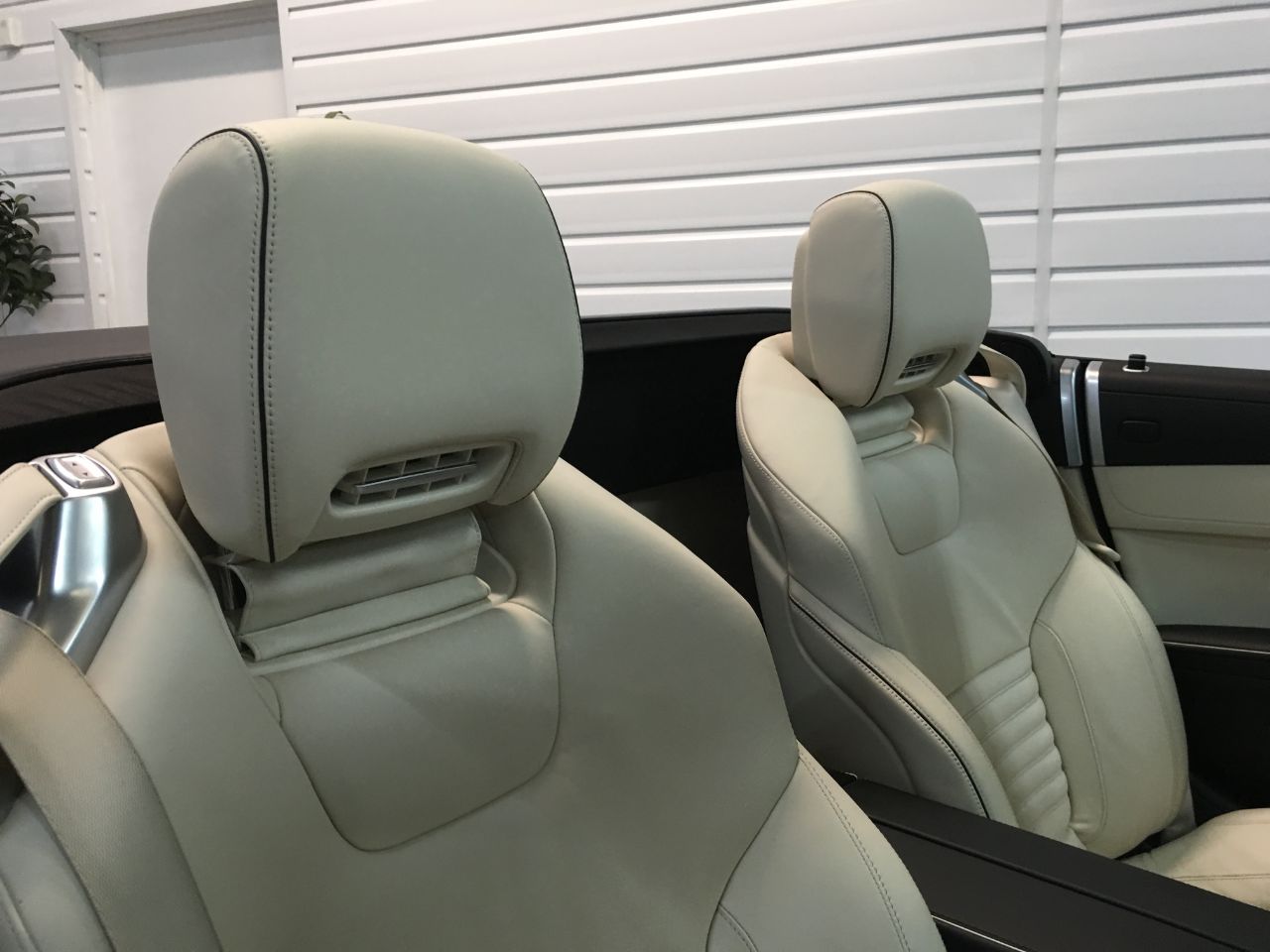Mercedes-Benz SL Class 3.0 SL 400 AMG Sport 2dr Auto 333BHP Convertible Petrol Black