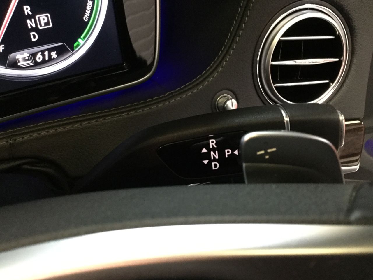 Mercedes-Benz S Class 3.5 S400L Hybrid SE Line 4dr Auto (Executive Rear Seat Pack) Saloon Hybrid Obsidian Black Metallic