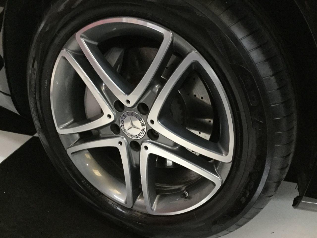 Mercedes-Benz S Class 3.5 S400L Hybrid SE Line 4dr Auto (Executive Rear Seat Pack) Saloon Hybrid Obsidian Black Metallic
