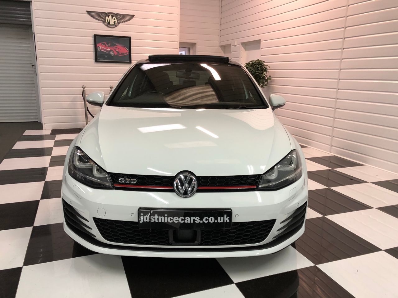Volkswagen Golf 2.0 TDI GTD 5dr DSG Auto PAN ROOF~HEATED SEATS~SAT NAV~ Hatchback Diesel Candy White