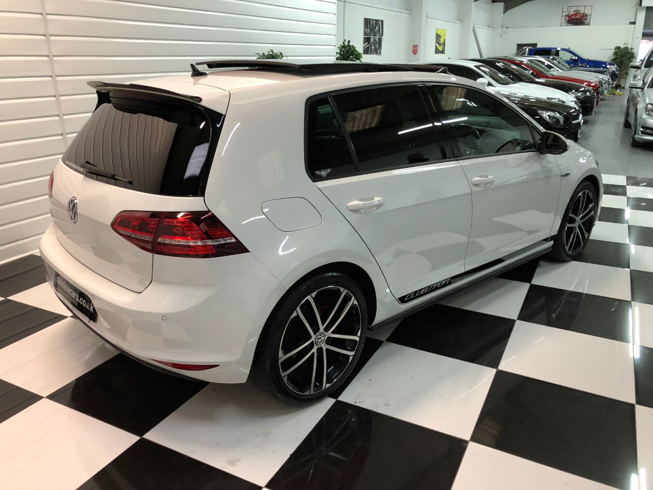Volkswagen Golf 2.0 TDI GTD 5dr DSG Auto PAN ROOF~HEATED SEATS~SAT NAV~ Hatchback Diesel Candy White