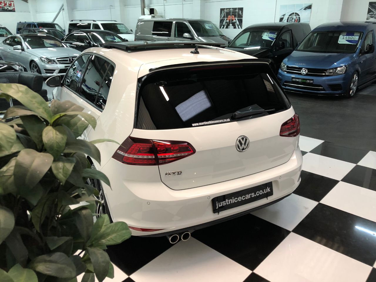 Volkswagen Golf 2.0 TDI GTD 5dr DSG Auto PAN ROOF~HEATED SEATS~SAT NAV~ Hatchback Diesel Candy White