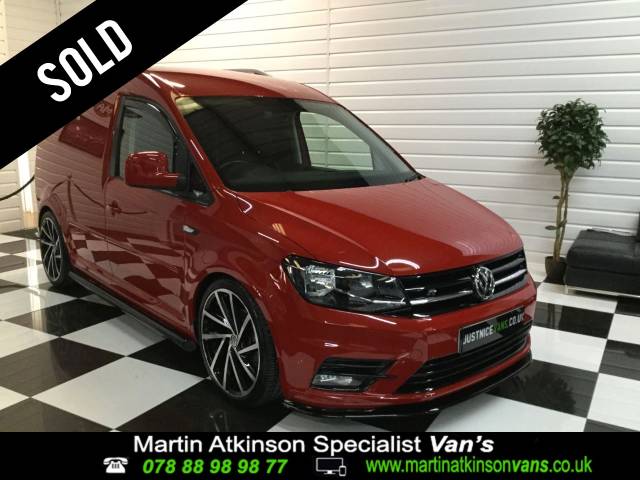 Volkswagen Caddy 2.0 TDI BlueMotion Tech 102PS Highline Tailgate Van Panel Van Diesel Cherry Red