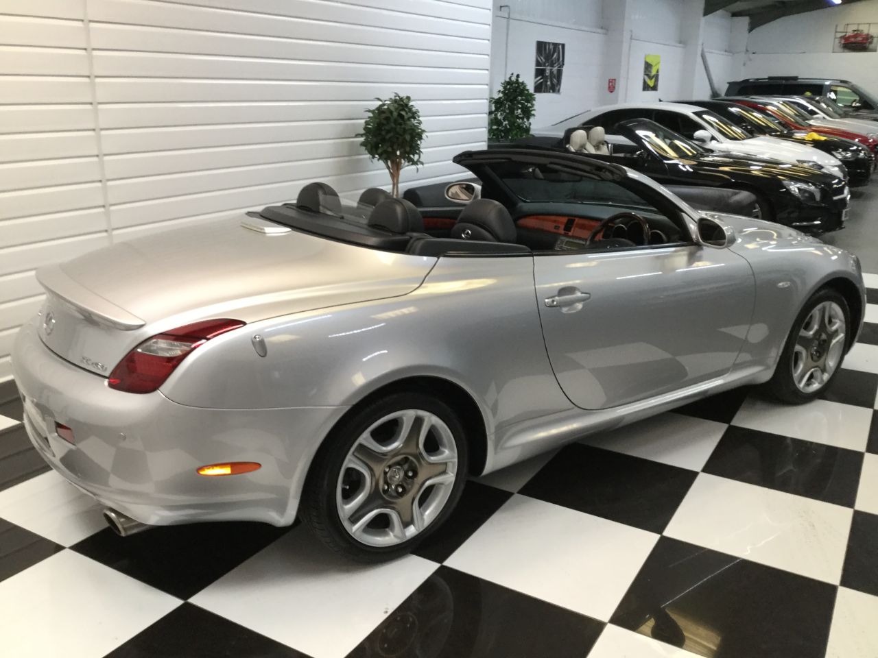 Lexus SC SC430 4.3 V8 Convertible Automatic Convertible Petrol Paliado Silver