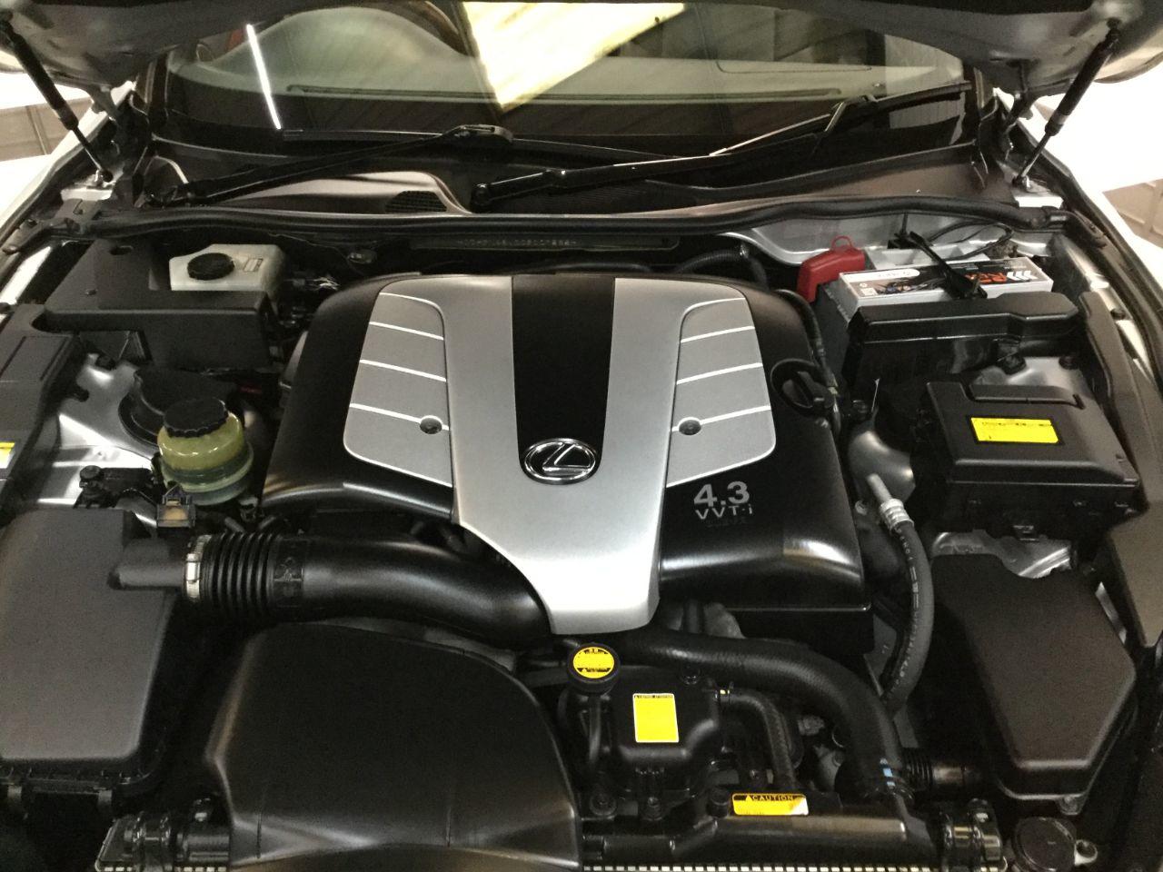Lexus SC SC430 4.3 V8 Convertible Automatic Convertible Petrol Paliado Silver