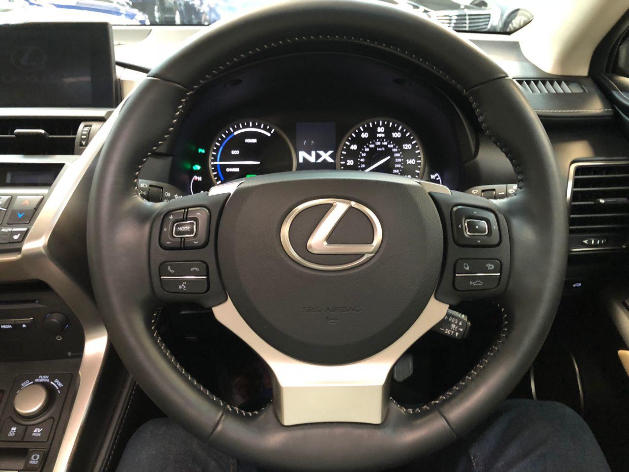 Lexus Nx 300h 2.5 Luxury 5dr Convenience Pack~Sun Roof~ Estate Hybrid Mercury Grey