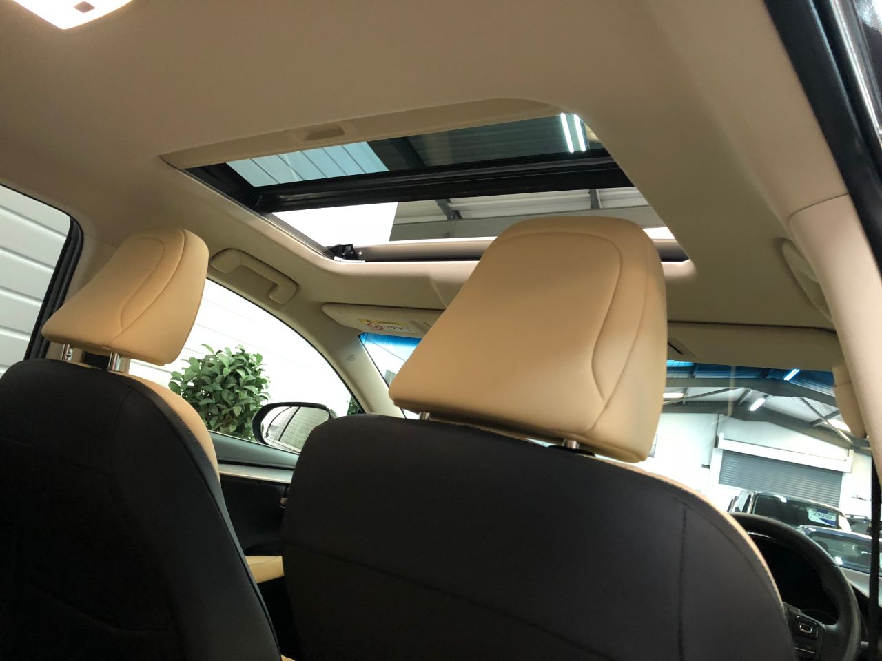 Lexus Nx 300h 2.5 Luxury 5dr Convenience Pack~Sun Roof~ Estate Hybrid Mercury Grey