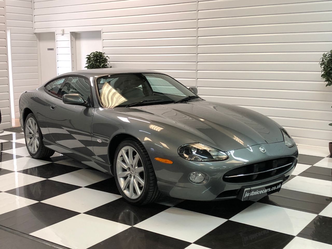 Jaguar Xk8 4.2 S V8 2dr Auto 300BHP Sports Petrol Grey