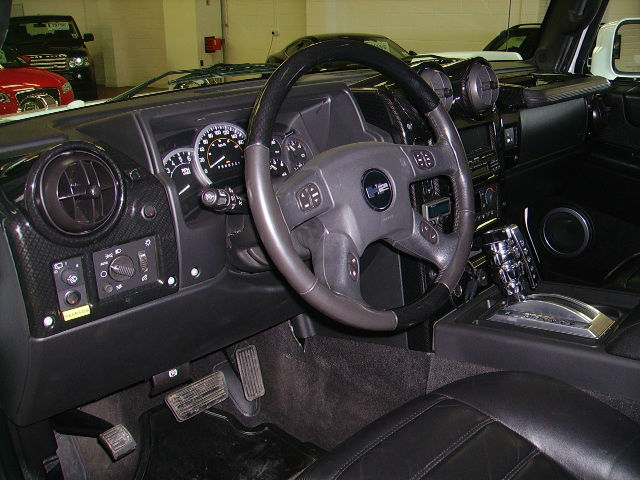 Hummer H2 0.1 6.2 SUPER CHARGER Four Wheel Drive Petrol Bright White