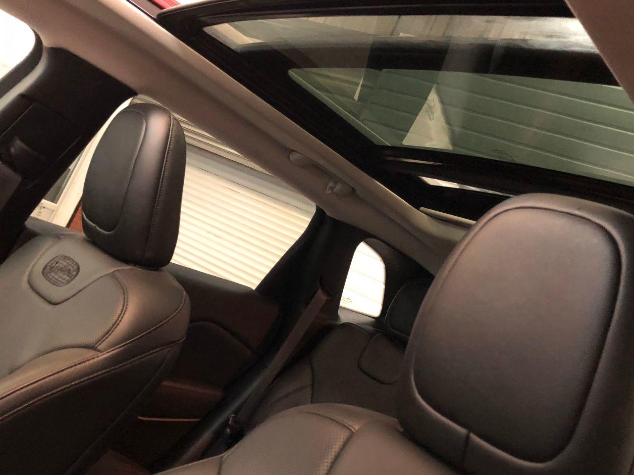 Jeep Cherokee 2.2 Multijet 200BHP Overland 5dr Auto Estate Diesel Deep Cherry Red Metallic