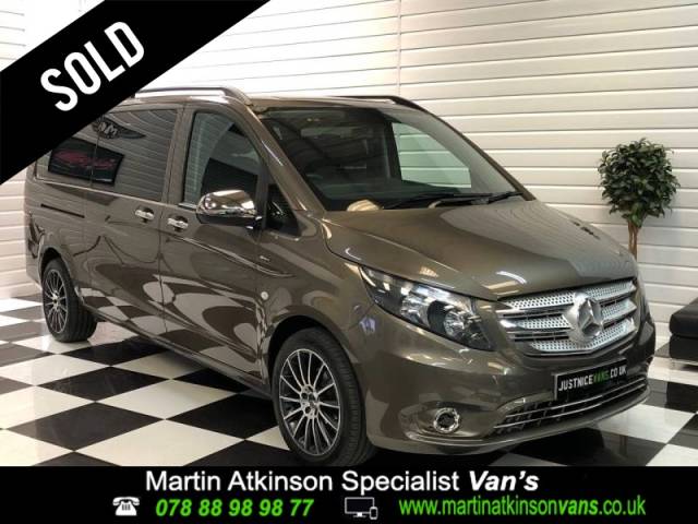 Mercedes-Benz Vito 2.1 114CDi Tourer Select Auto 9 seat Minibus Diesel Grey