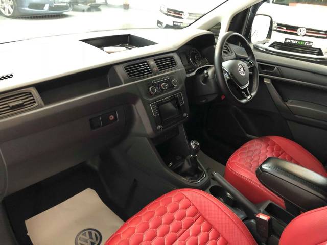 2016 Volkswagen Caddy 2.0 TDI BlueMotion Tech 102PS Highline Van R STYLING PACK