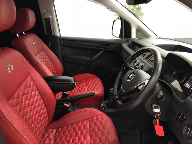 2016 Volkswagen Caddy 2.0 TDI BlueMotion Tech 102PS Highline Van R STYLING PACK