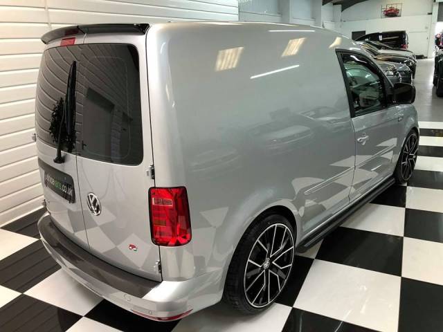 2018 Volkswagen Caddy 2.0 TDi Highline DELIVERY MILEAGE SAT NAV BESPOKE PREMIUM LEATHER