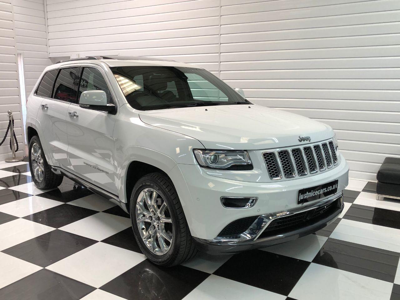 Jeep Grand Cherokee 3.0 CRD Summit 5dr Auto Estate Diesel White