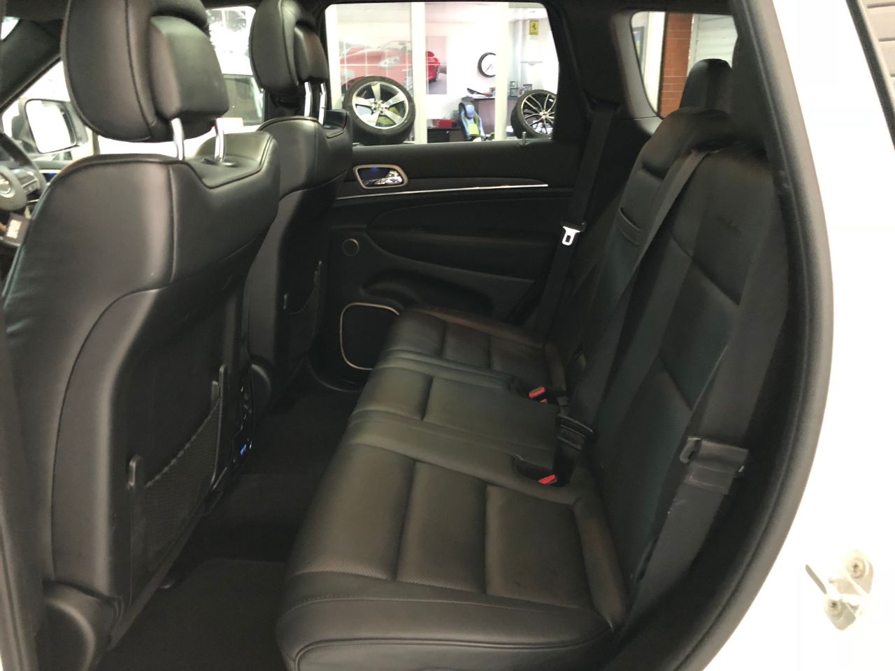 Jeep Grand Cherokee 3.0 CRD Summit 5dr Auto Estate Diesel White