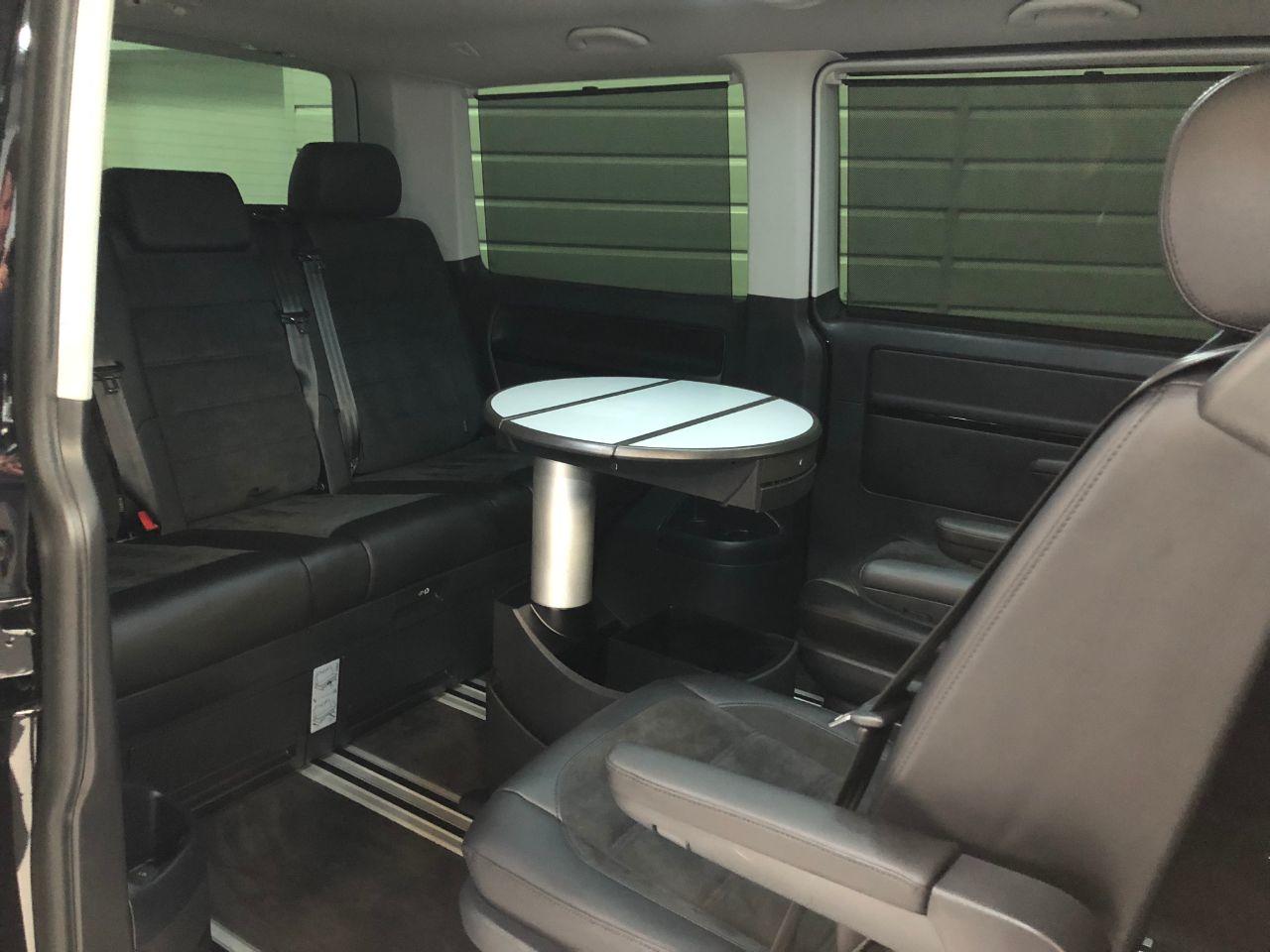 Volkswagen Caravelle 2.0 BiTDi 204BHP Executive SWB 5dr DSG 4Motion MPV Diesel Black