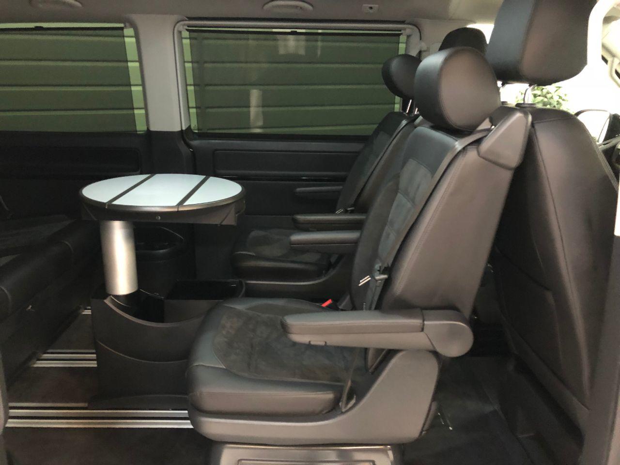Volkswagen Caravelle 2.0 BiTDi 204BHP Executive SWB 5dr DSG 4Motion MPV Diesel Black