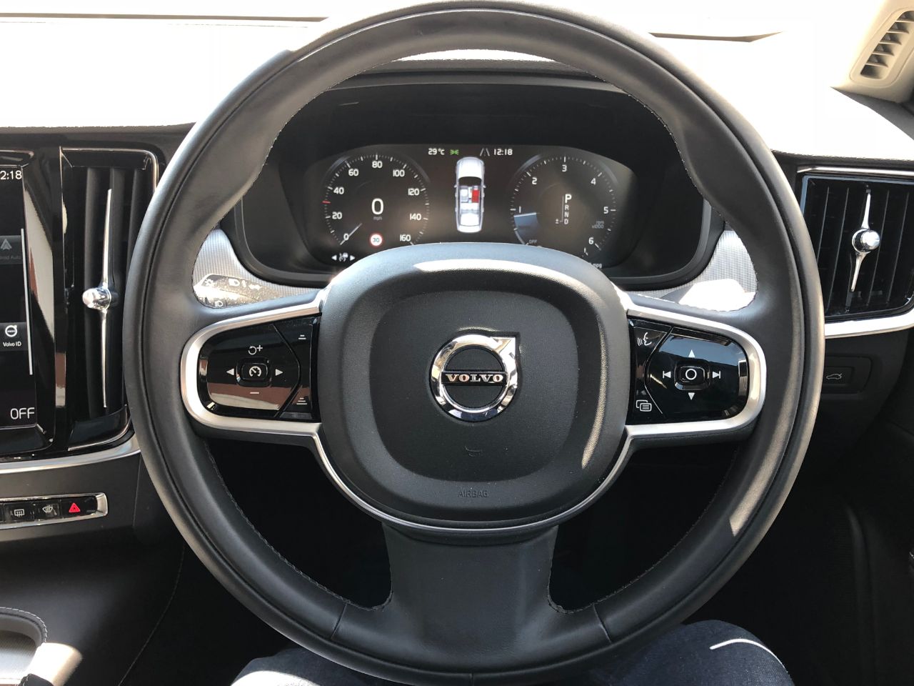 Volvo S90 2.0 D4 Inscription 4dr Geartronic~£3,400 of Options~ Saloon Diesel Ice White