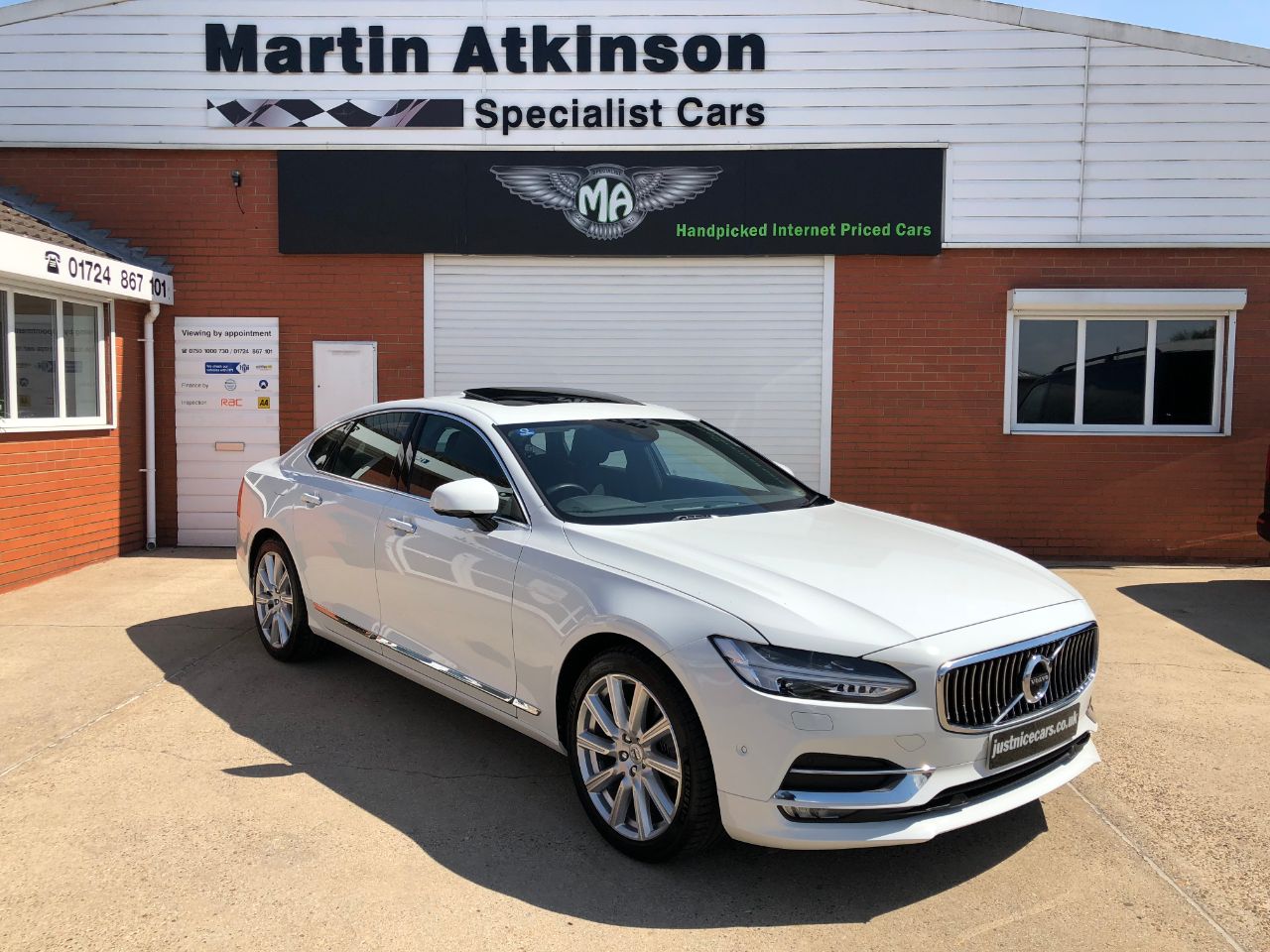 Volvo S90 2.0 D4 Inscription 4dr Geartronic~£3,400 of Options~ Saloon Diesel Ice White