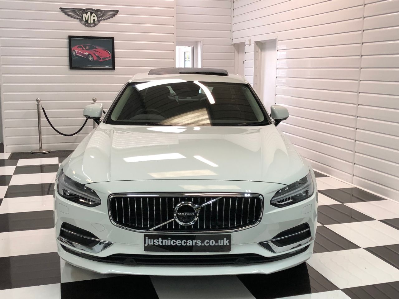 Volvo S90 2.0 D4 Inscription 4dr Geartronic~£3,400 of Options~ Saloon Diesel Ice White