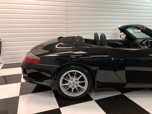 2003 Porsche 911 Carrera 320BHP 3.6 Manual