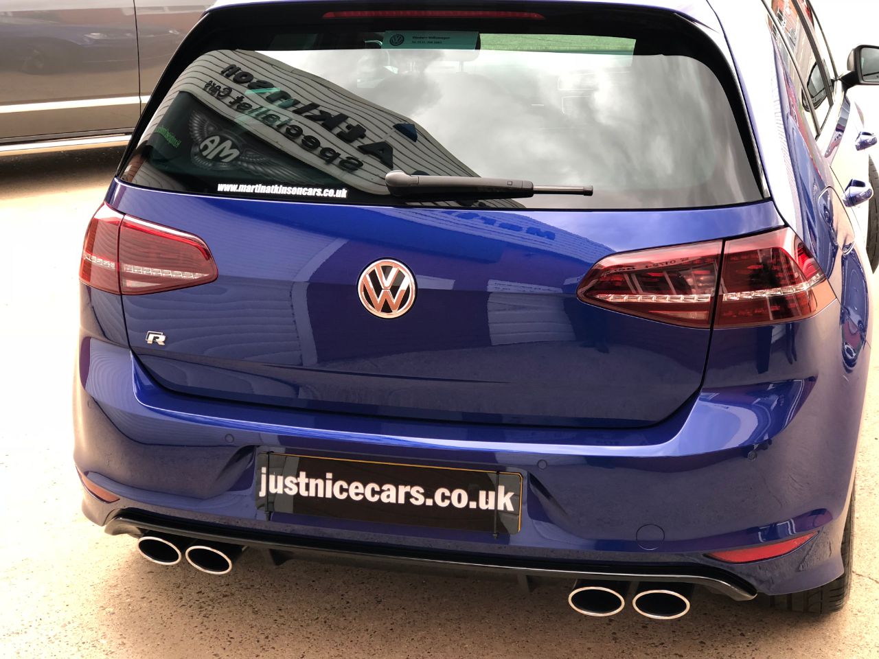 Volkswagen Golf 2.0 TSi R 5dr DSG Auto 300BHP Hatchback Petrol Lapiz Blue