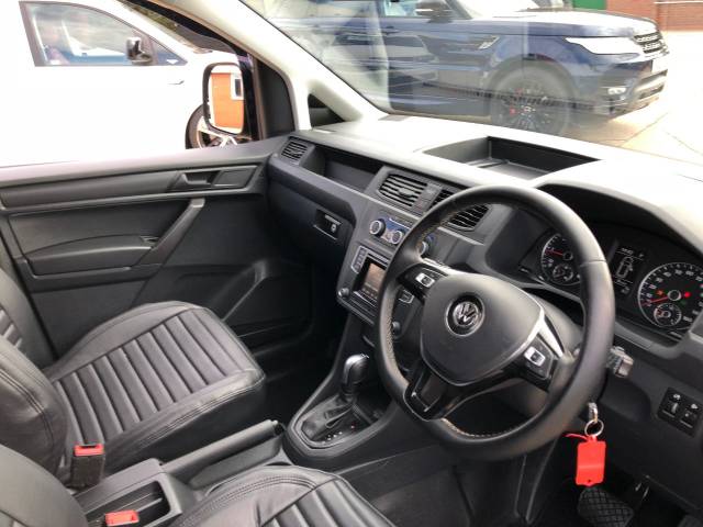 2017 Volkswagen Caddy Maxi 5 seat Kombi DSG Auto 2.0 TDI 102PS