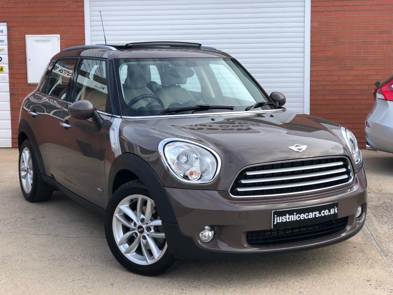 Mini Countryman 2.0 Cooper D ALL4 4X4 5dr Auto~HUGE SPEC~ Hatchback Diesel Light Coffee