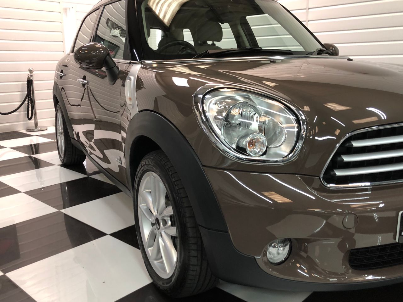 Mini Countryman 2.0 Cooper D ALL4 4X4 5dr Auto~HUGE SPEC~ Hatchback Diesel Light Coffee
