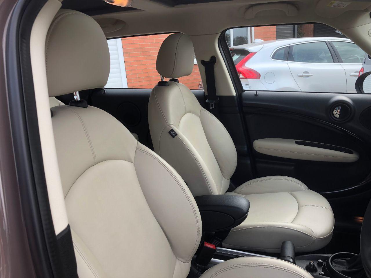 Mini Countryman 2.0 Cooper D ALL4 4X4 5dr Auto~HUGE SPEC~ Hatchback Diesel Light Coffee