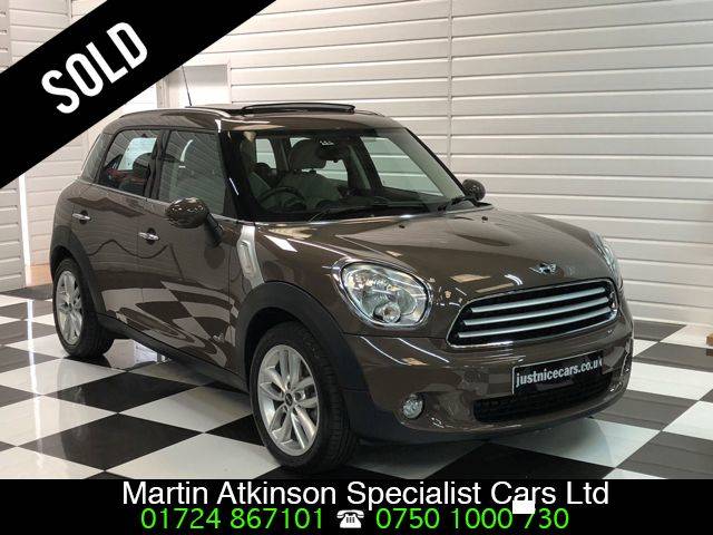 Mini Countryman 2.0 Cooper D ALL4 4X4 5dr Auto~HUGE SPEC~ Hatchback Diesel Light Coffee