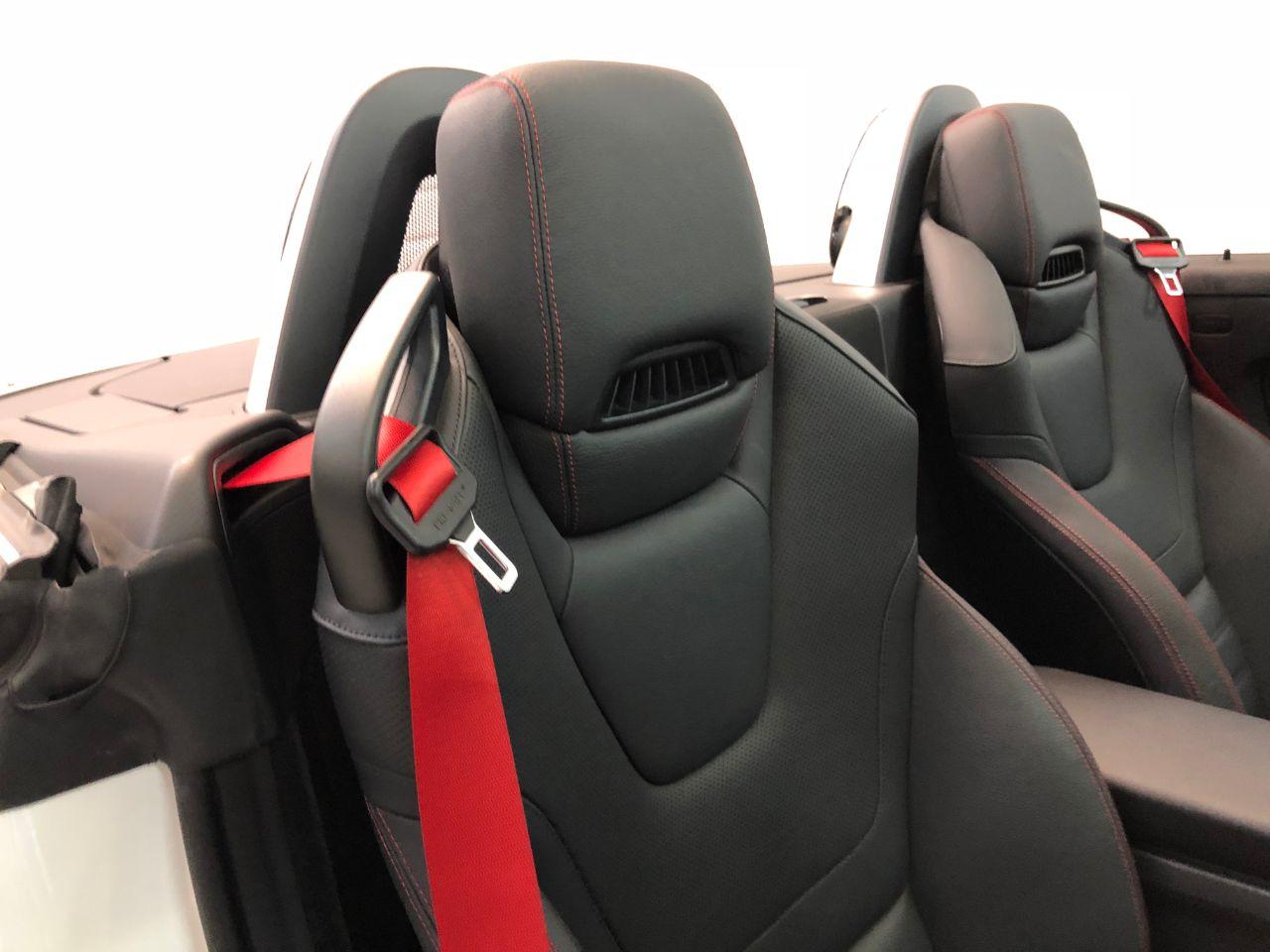 Mercedes-Benz SLC 2.0 SLC 200 AMG Line 2dr 9G-Tronic Convertible Petrol White