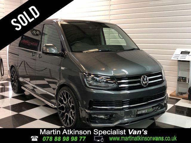 Volkswagen Caravelle 2.0 TDI BlueMotion Tech 150 Executive 5dr DSG Minibus Diesel Indium Grey