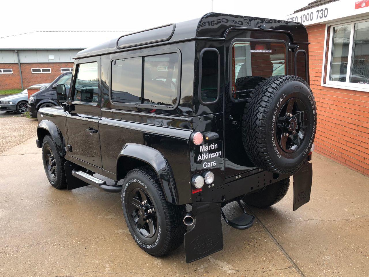 Land Rover Defender 90 XS Station Wagon 2.2 TDCi 4 Seater Four Wheel Drive Diesel Santorini Black