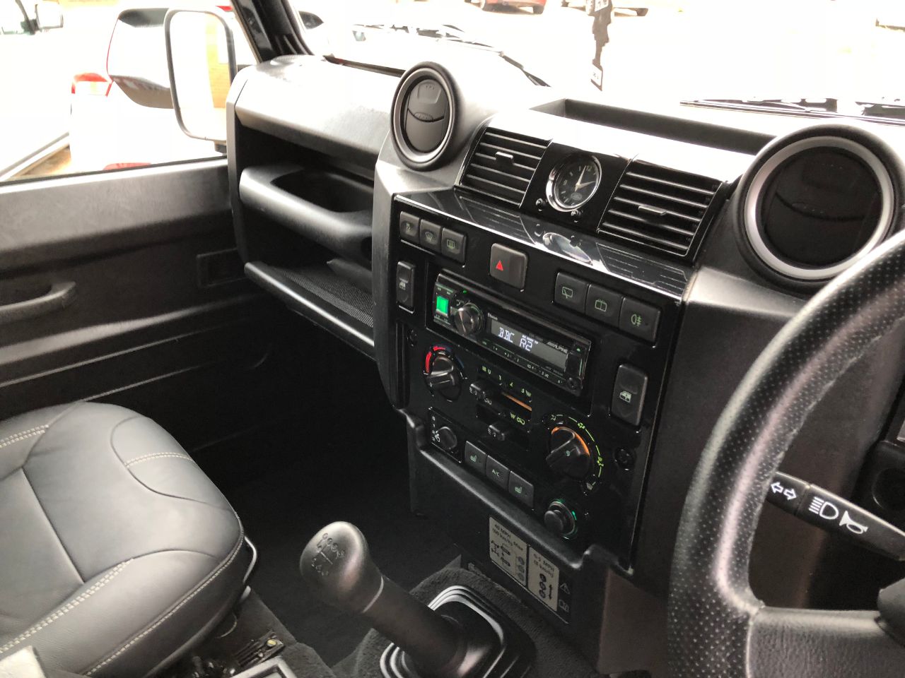 Land Rover Defender 90 XS Station Wagon 2.2 TDCi 4 Seater Four Wheel Drive Diesel Santorini Black