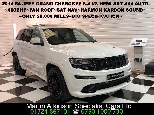 Jeep Grand Cherokee 6.4 V8 HEMI 460BHP SRT 5dr Auto Estate Petrol Bright White