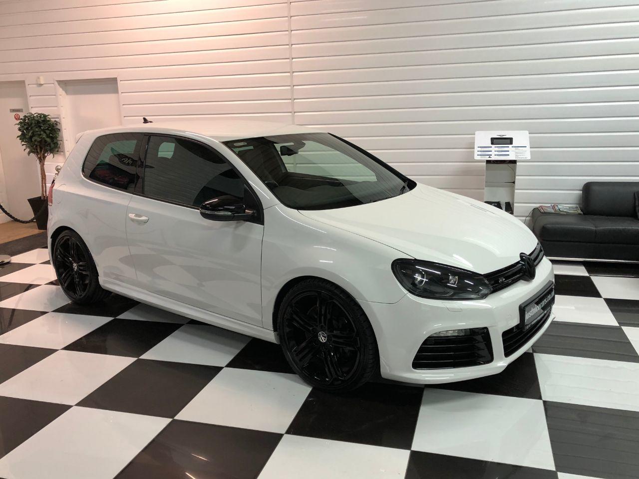 Volkswagen Golf 2.0 TSI R 4MOTION 3dr DSG Auto Hatchback Petrol Gloss Candy White