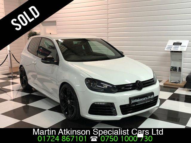 Volkswagen Golf 2.0 TSI R 4MOTION 3dr DSG Auto Hatchback Petrol Gloss Candy White