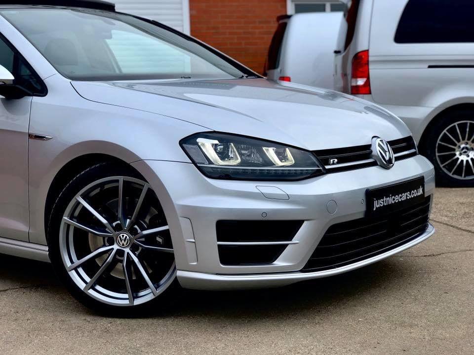 Volkswagen Golf 2.0 TSi R 5dr DSG Auto 300BHP Hatchback Petrol Reflex Silver Metallic