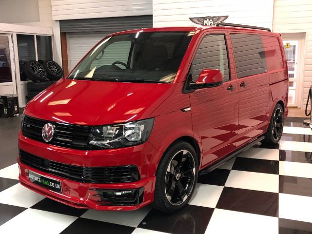 2018 Volkswagen Transporter 2.0 TDI Highline SWB Kombi 8 Seat R Edition