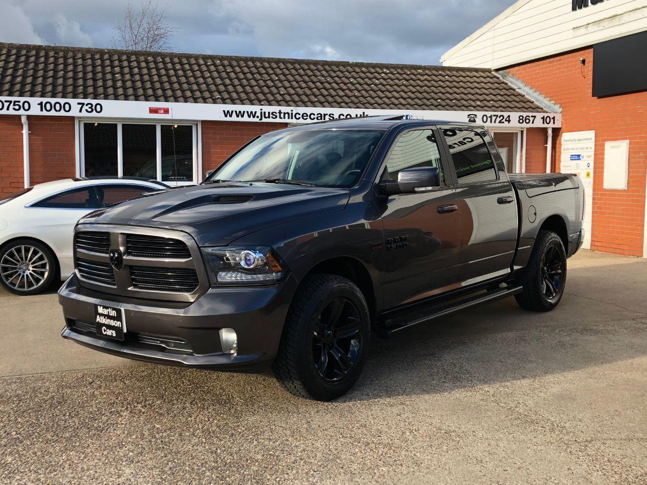 Dodge Ram 1500 Laramie 5.7 Hemi V8 LHD Pick Up Petrol Grey