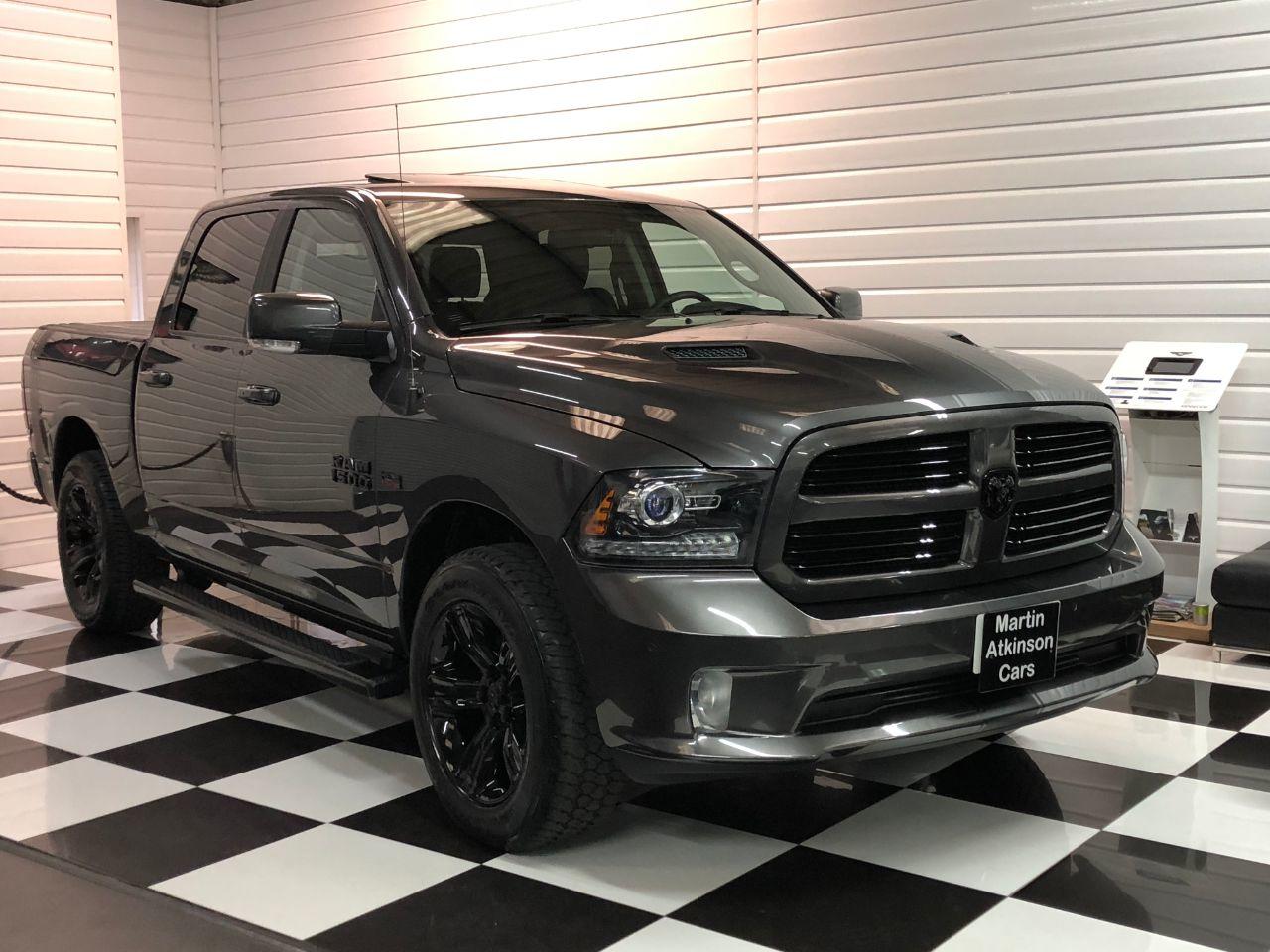 Dodge Ram 1500 Laramie 5.7 Hemi V8 LHD Pick Up Petrol Grey