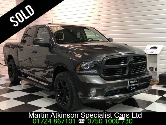 Dodge Ram 1500 Laramie 5.7 Hemi V8 LHD Pick Up Petrol Grey