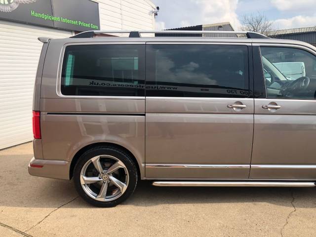 2018 Volkswagen Caravelle 2.0 TDI 150ps Executive DSG SWB R Edition