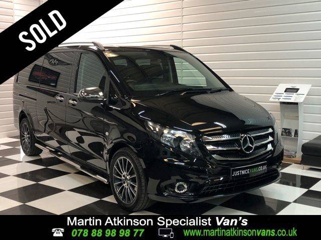 Mercedes-Benz Vito 2.1 VITO 114CDi Tourer Select Auto XLWB 9 seat Minibus Diesel Black